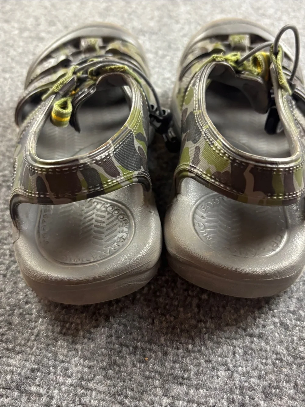 KEEN Boys Grey/green Camo Sunport Sandal Plastic Water Shoe size: 3